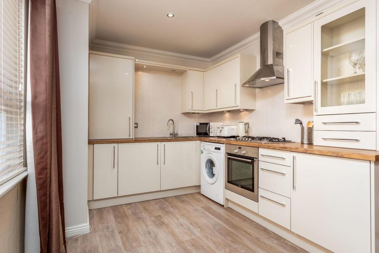 London Gate No1 - Donnini Apartments Kilmarnock Ngoại thất bức ảnh